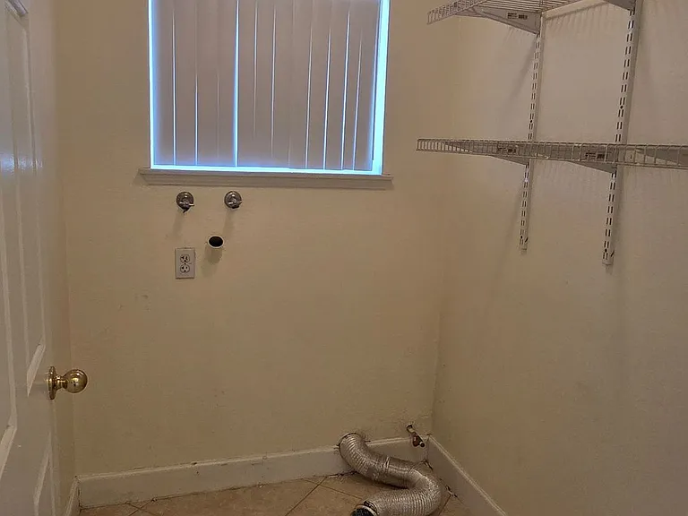 8577 Rosemary Dr — Photo 26