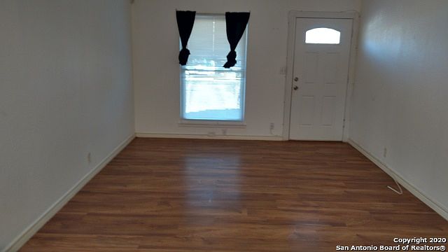 2nd image of 7134 Glen Hts