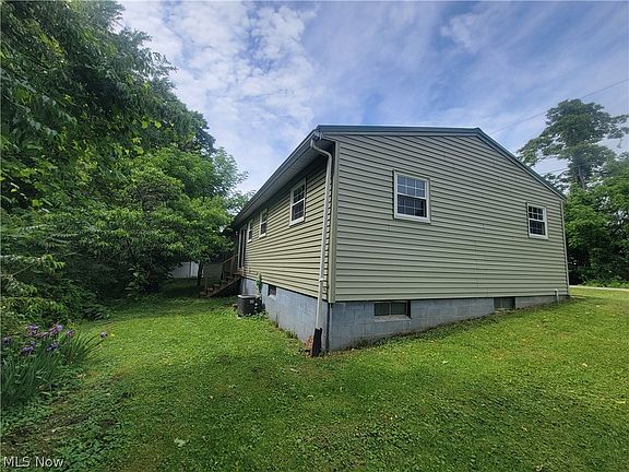 4th image of 185 Belavista Dr