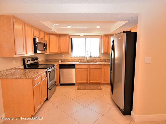 3rd image of 9310 Mark Twain Ln