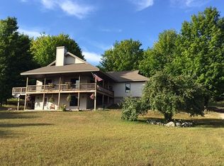 11882 Weathertop Rd, Kewadin, MI 49648
