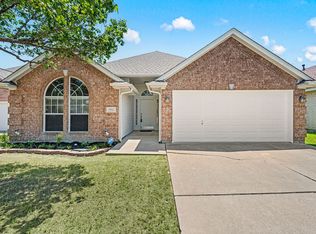 9012 River Trails Blvd, Fort Worth, TX 76118