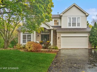 1036 Heather Ct, Fox River Grove, IL 60021