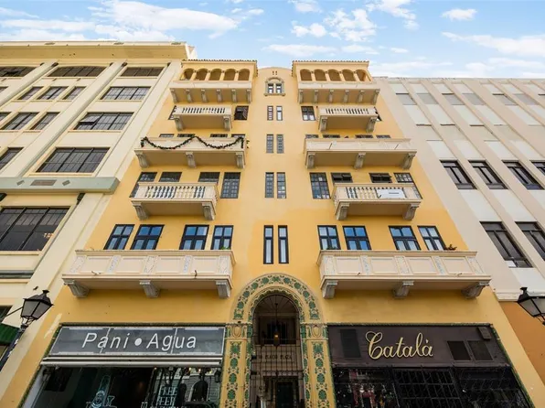 152 Rafael Cordero #Penthouse 2, San Juan, PR 00901