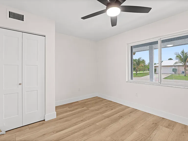 3905 Flag Dr — Photo 29