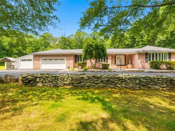99 Sandy Brook Rd, Glocester, RI 02857