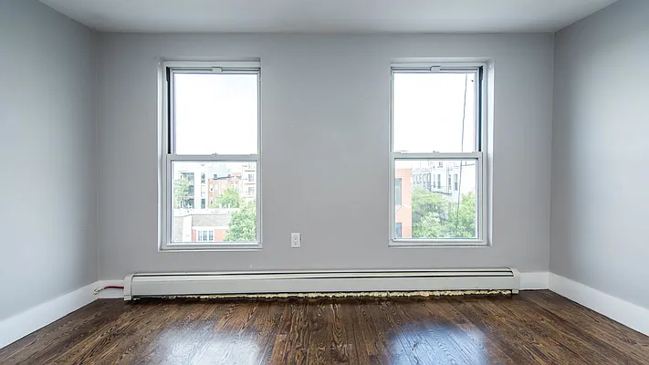 Rented by Nooklyn NYC LLC | media 9