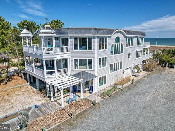 5th image of 1301 Bunting Ave