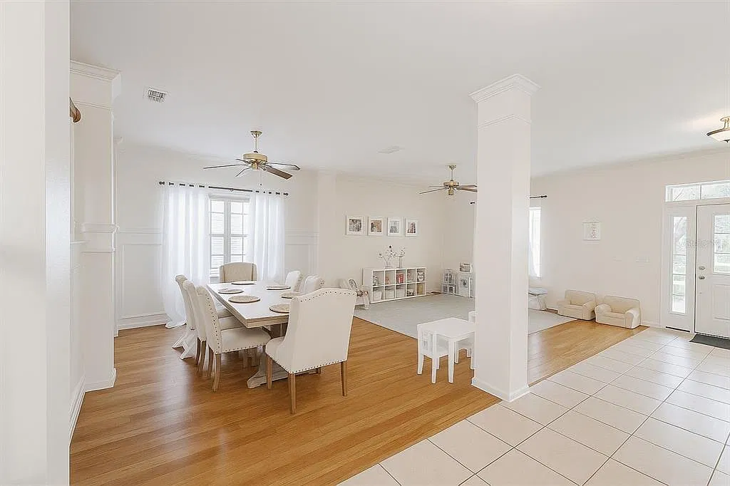 4 bed, 2.5 bath, 2800 sqft, $4,650 — Photo 4