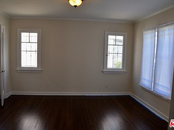 3rd image of 435 N Plymouth Blvd