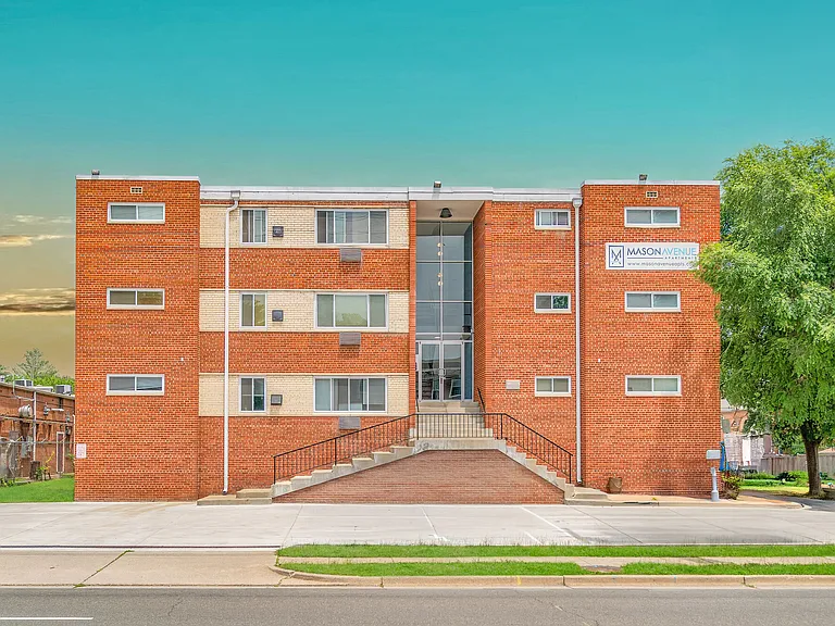 Mason Avenue Apartments — Photo 16