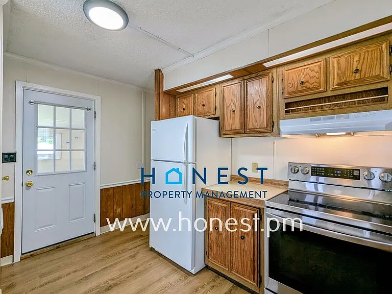 1860 Hallowell Rd — Photo 4