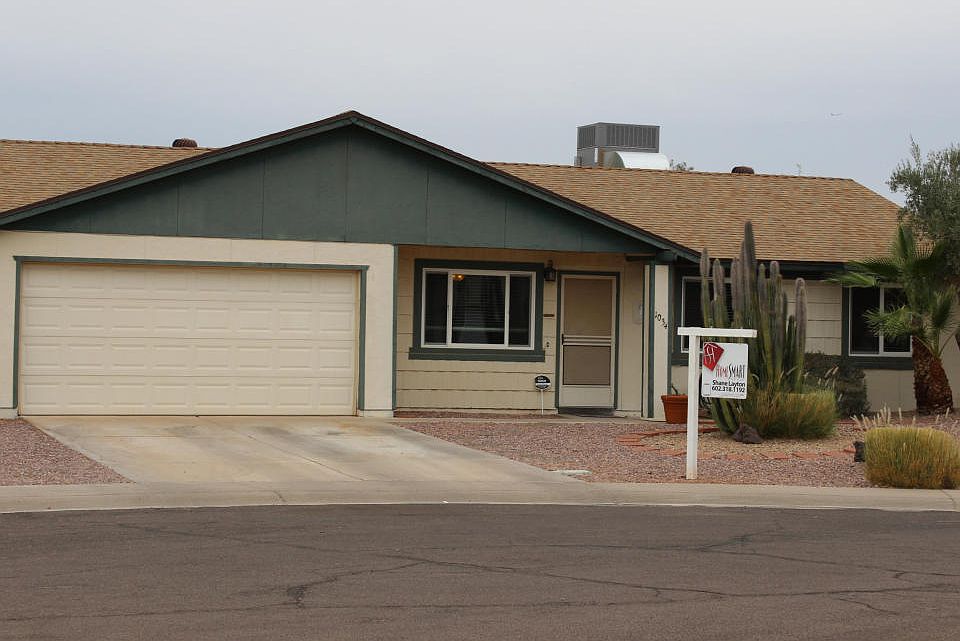 1st image of 1034 W Julie Dr