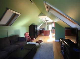 949 N Winchester Ave #3FF, Chicago, IL 60622