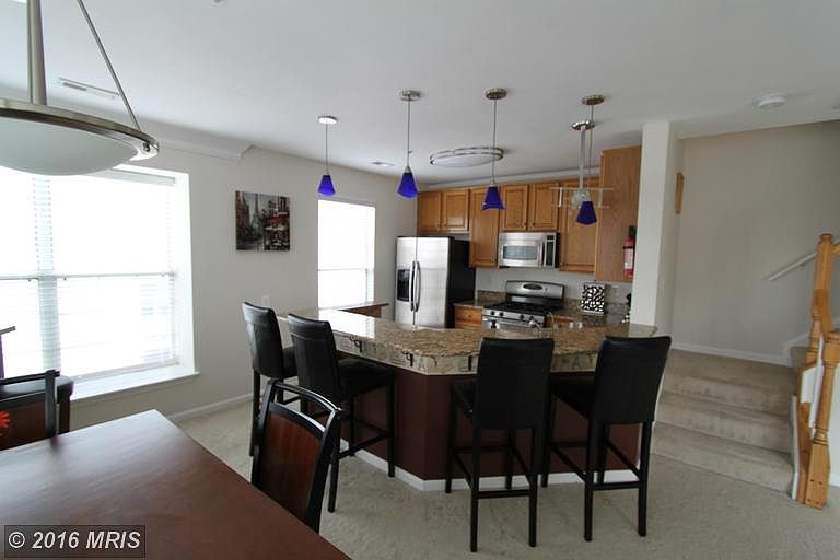 1st image of 4105 Lexington Ct APT 301