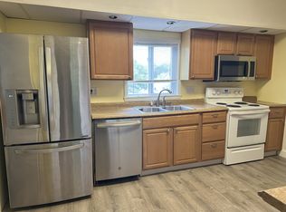 98 Parker St, Brewer, ME 04412