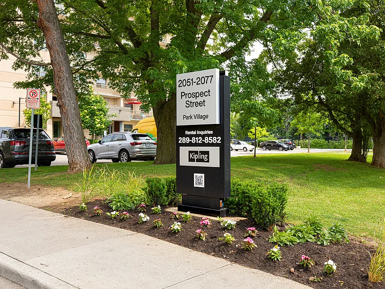 2077 Prospect St — Photo 15