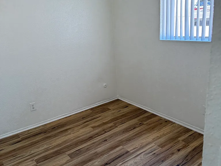The Carlton Ridge Apartments — Photo 95