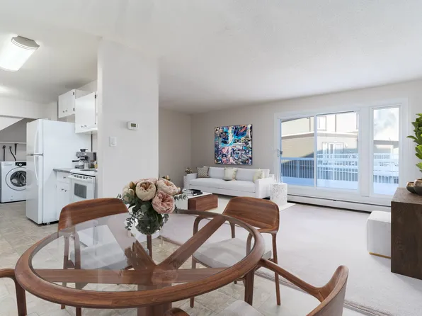 100 Hillcrest Pl SW, Edmonton, AB T5R 5X6