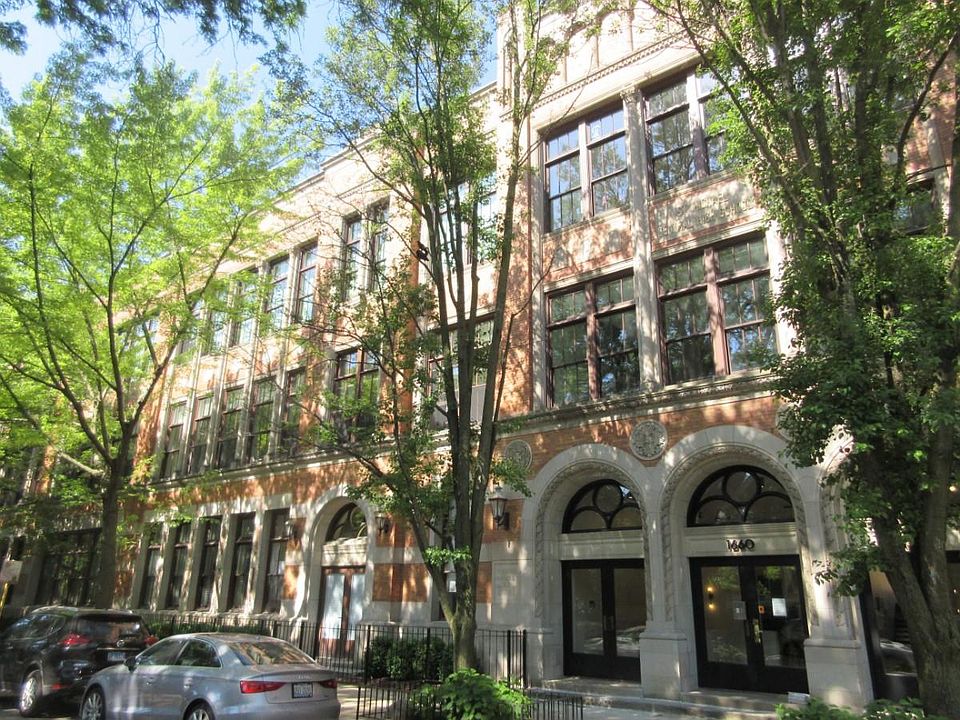 2nd image of 1660 N Hudson Ave APT 2D
