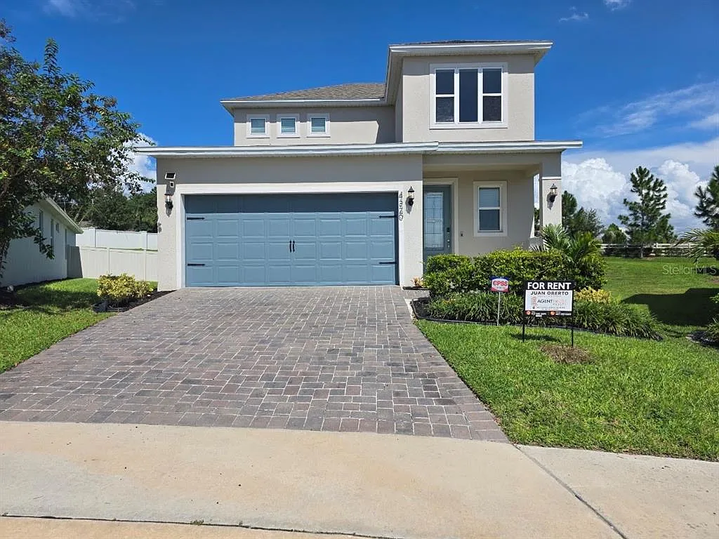 4 bed, 2.5 bath, 2236 sqft, $3,300 — Photo 1
