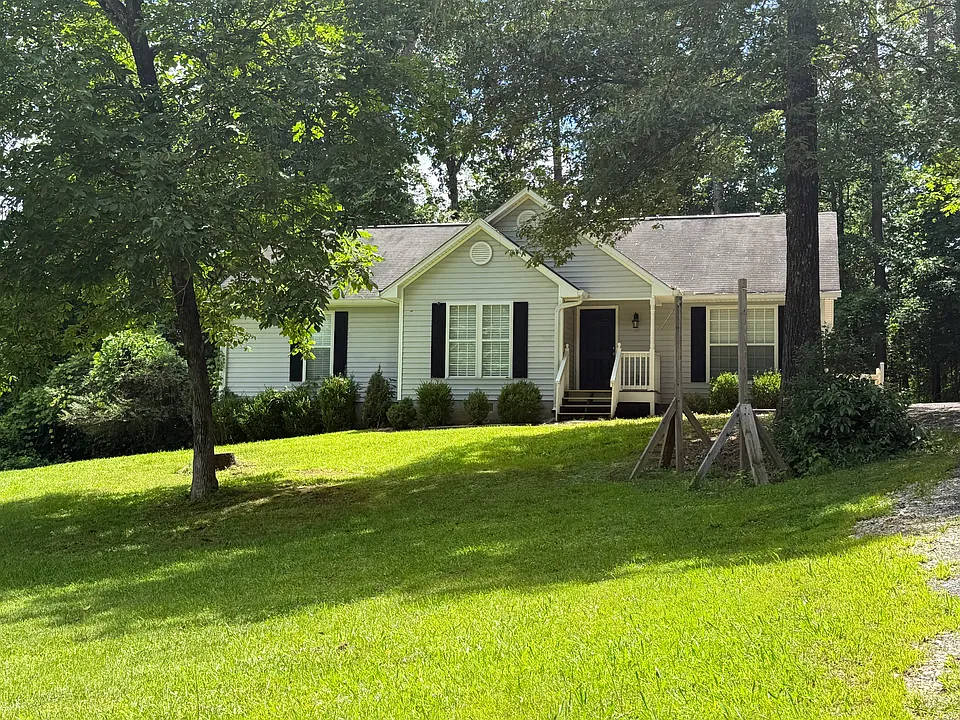2538 Ben Higgins Rd
