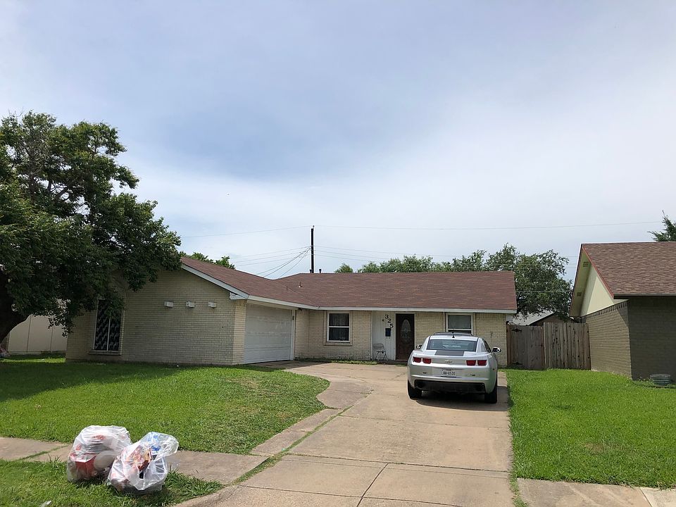 1st image of 325 W Grenoble Dr