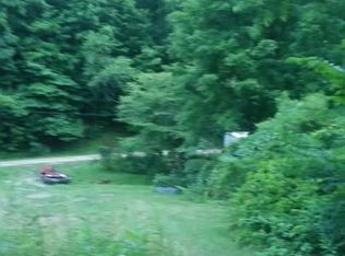 469 Sugar Run Rd, Nebo, WV 25141