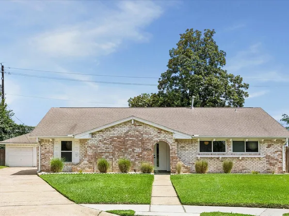 5434 Candletree Dr, Houston, TX 77091