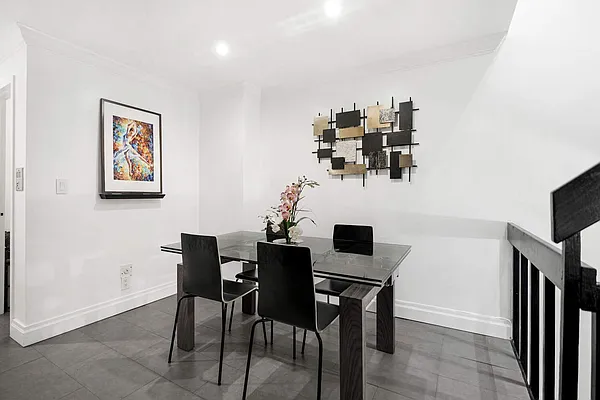 Rented by Compass | media 20