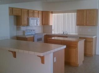 271 Park Lake Dr, Bullhead City, AZ 86429