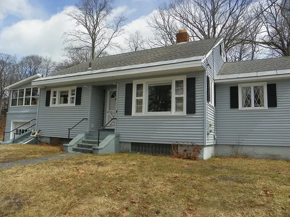 59 Oriole St, Gardner, MA 01440