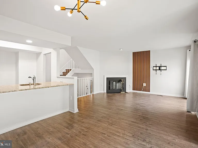 18616 Pier Point Pl — Photo 9