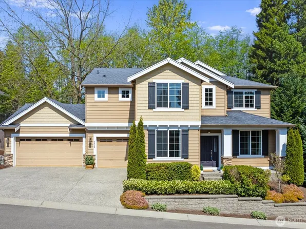 5420 NE 197th Place, Lake Forest Park, WA 98155