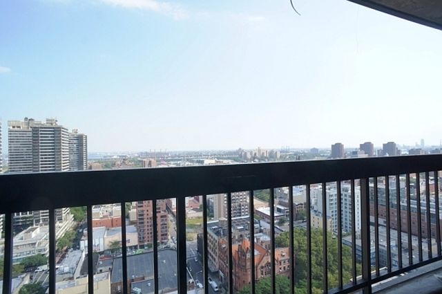 1st image of 1990 Lexington Ave APT 29F