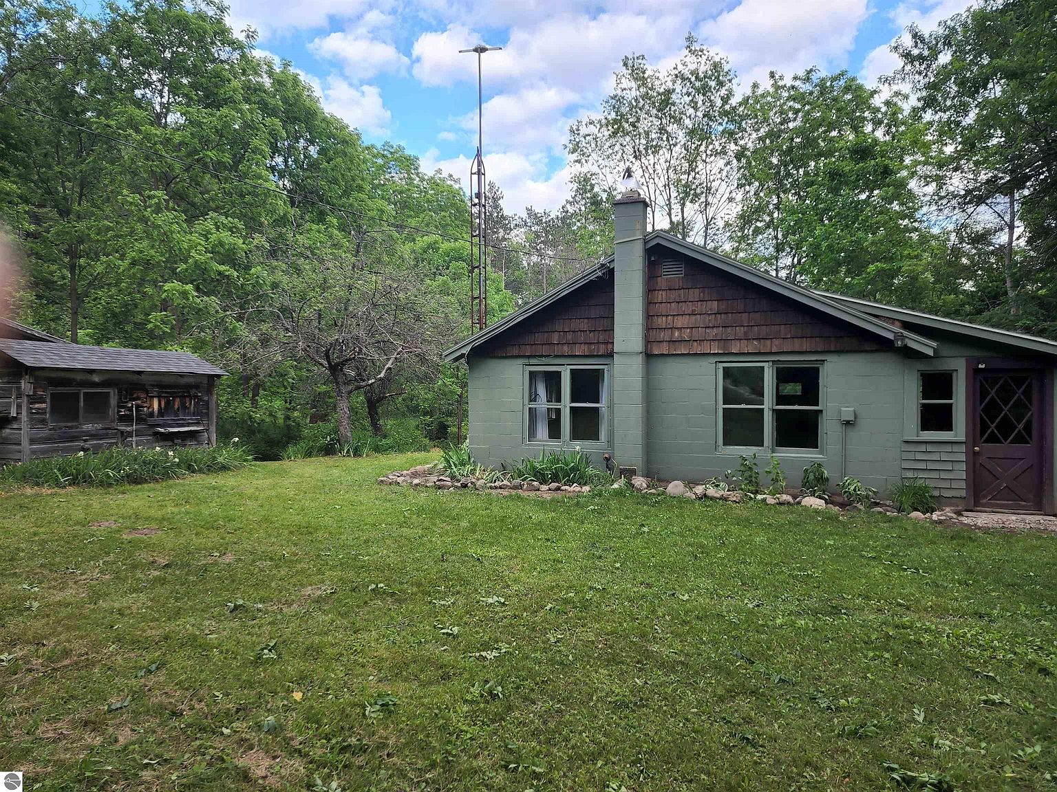 5039 Indian Hill Rd, Honor, MI 49640 Zillow