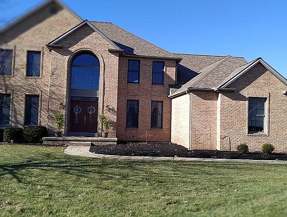 3rd image of 5385 Cloisters Dr