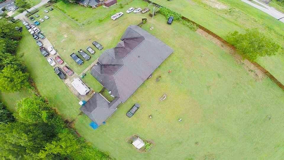 1st image of 1203 De Soto St