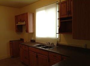 2nd image of 6806 S Saint Lawrence Ave