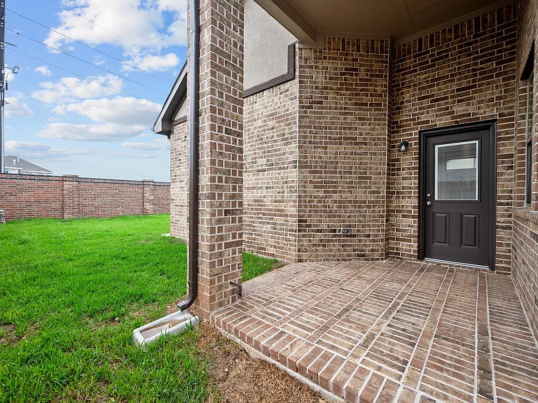 932 Malibu Shore Ln — Photo 25