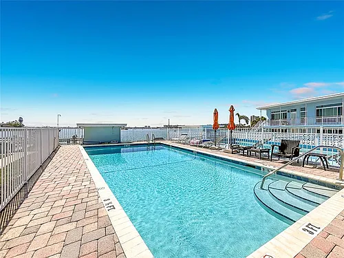 1840 Shore Dr S #5 Photo 1