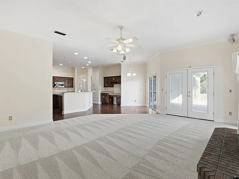 14313 NW 60th Ave — Photo 22