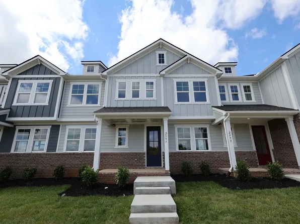 2597 Peaceful Valley Dr, Columbia, TN 38401