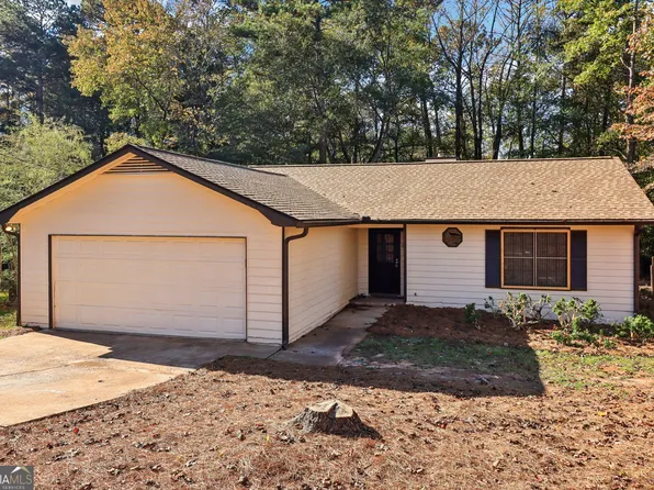 8673 Collins Dr, Jonesboro, GA 30236
