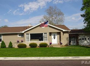 1002 E Richwoods Blvd, Peoria, IL