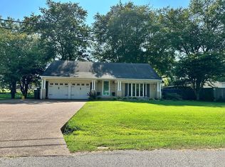 385 Armory St, Huntingdon, TN 38344