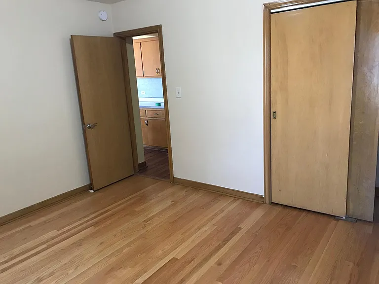 2533 S 57th Ave #1 — Photo 7