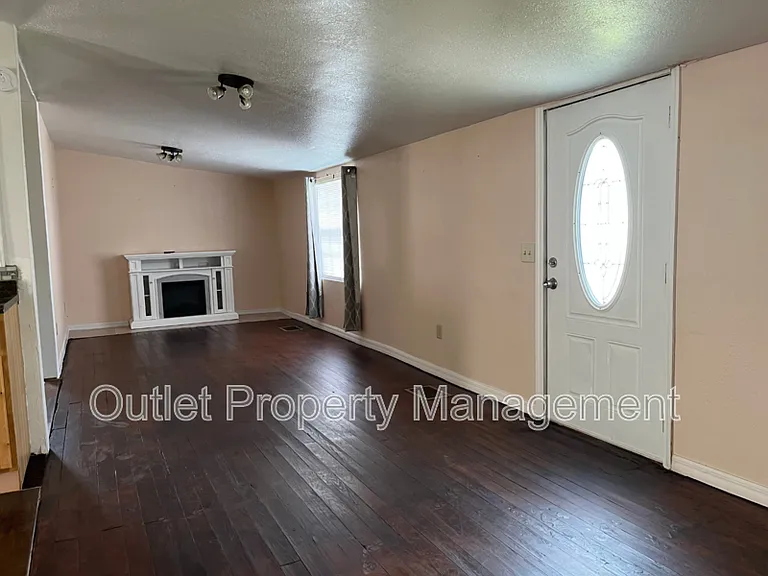 34 S Dean Rd — Photo 3