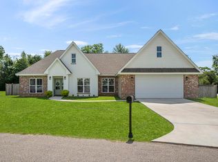 31 Berwick, Petal, MS 39465