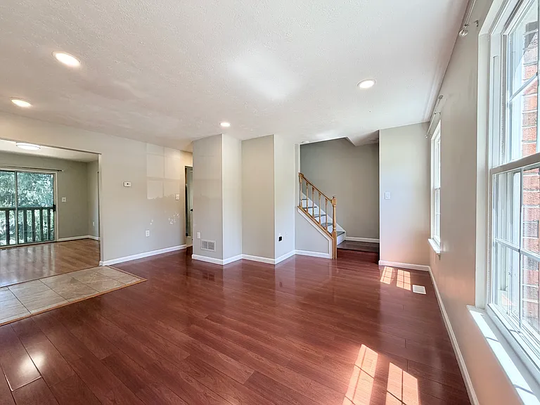 19533 Fetlock Dr — Photo 7